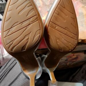 Anne Klein iflex Silver Heels